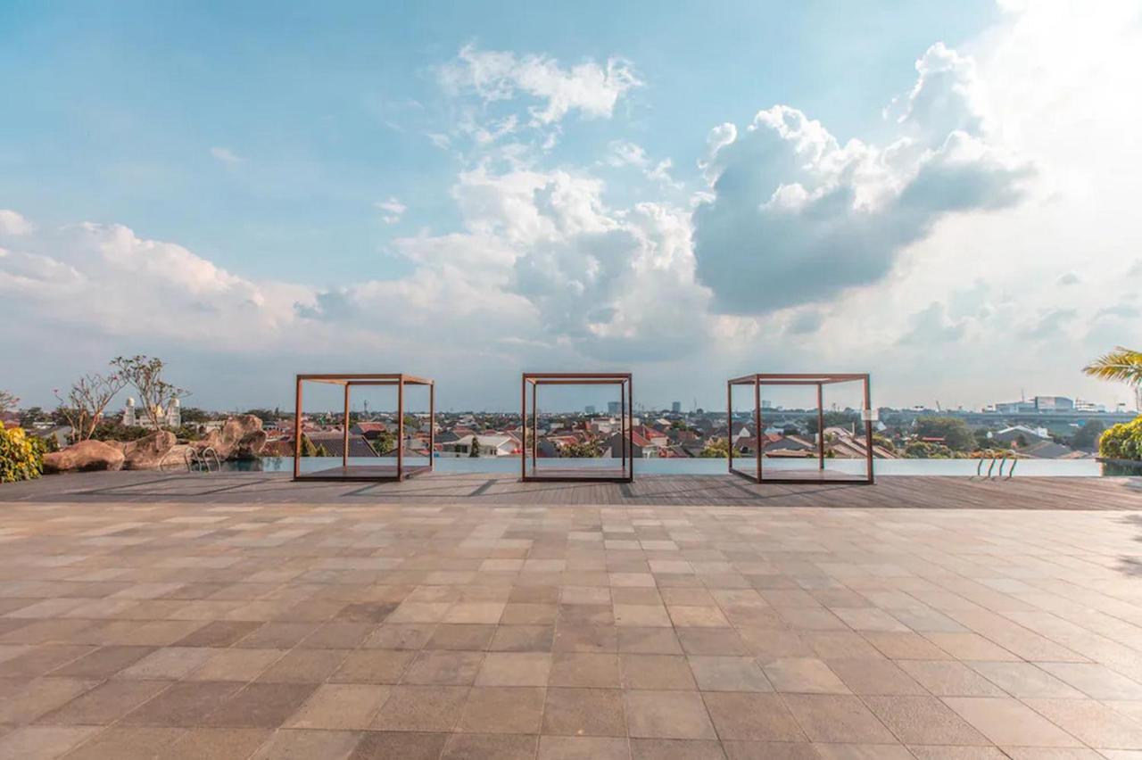 Redliving Apartemen Grand Kamala Lagoon - Kita Pro Tower Barclay North Bekasi Luaran gambar